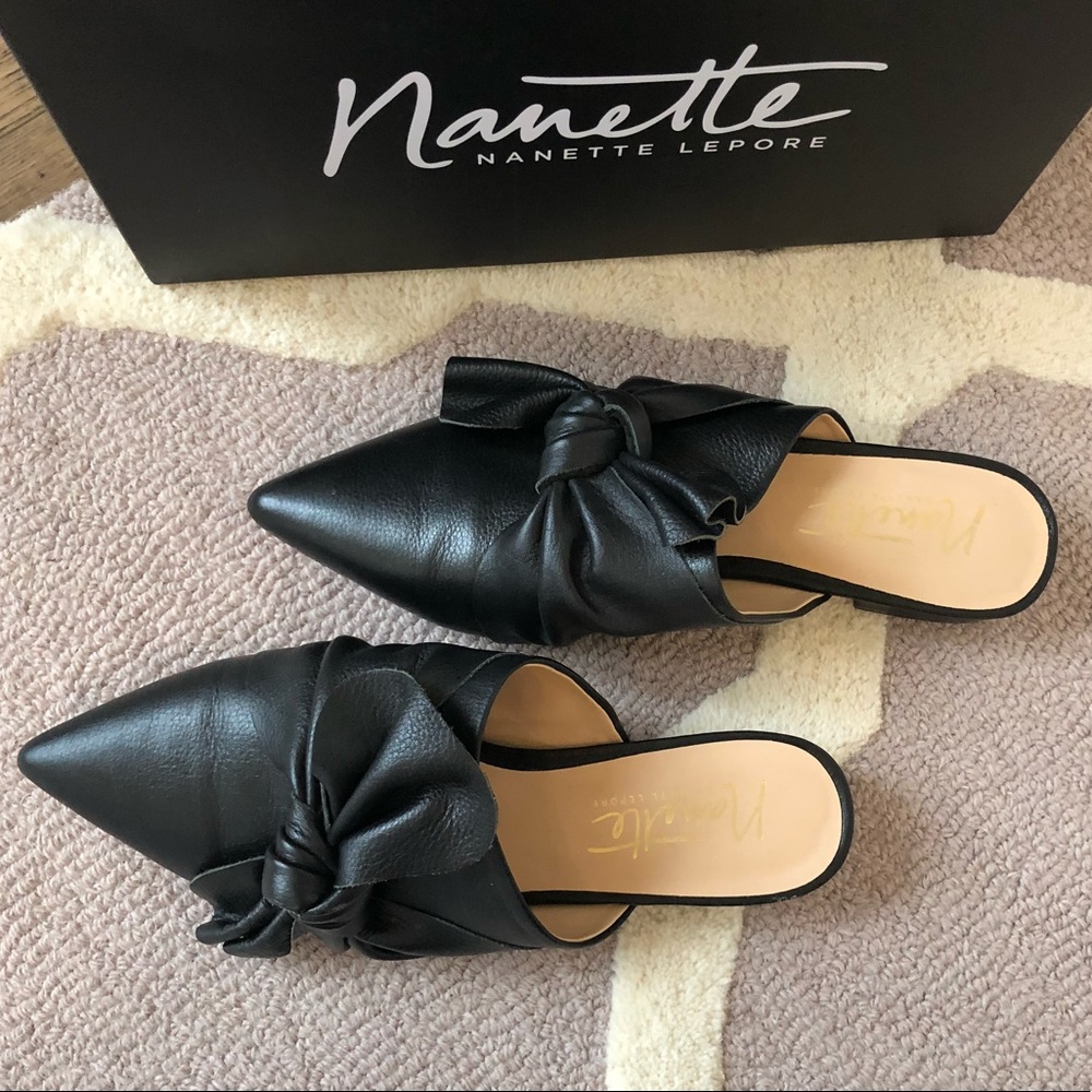 Bow tie slides